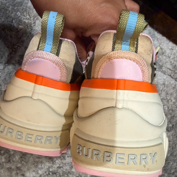 Burberry Pink & Orange Leather Platform Trainer - Picture 10 of 10